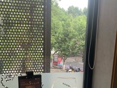 -必胜客(阿诗玛店)