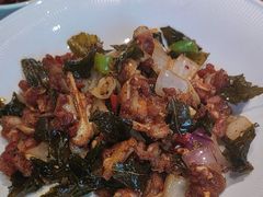 -头上红煨盐鸡·非遗院子餐厅