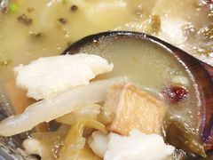 -周鱼小馆石锅酸菜鱼(活力汇店)