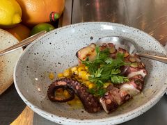 八爪鱼配烤玉米-BOR Eatery(安福路店)