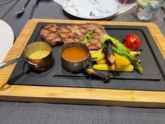 -YUE·6·西式融合餐厅(外滩六号店)