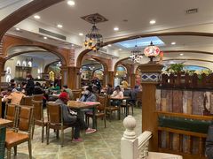 -清真·玛丽亚新疆菜主题餐厅(浙江中路店)