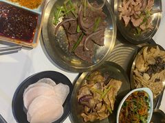 -猪啊牛呀羊啊铜盘烤肉(正大广场店)