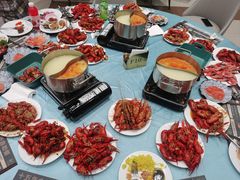 -金马门国际美食百汇(珞喻路店)