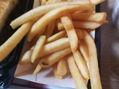 -The Habit Burger Grill 哈比特汉堡(复兴soho店)