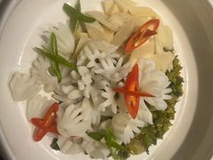 -新天明砂锅鱼头煲