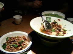 -费大厨辣椒炒肉(万家丽一店)