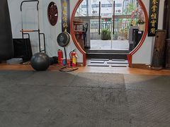 -温鉴良实用咏春拳