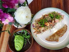 烤三文鱼沙拉-O'mills Sourdough Bakery&Bistro(永嘉路店)
