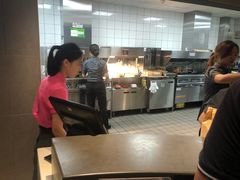 -麦当劳(皇岗路店)