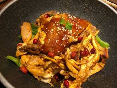 手撕鸡-吃饭皇帝大土家民族菜(正大广场店)