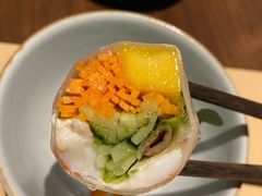 越南传统生包鲜虾春卷-来龙里 精致 东南亚餐室(万象城店)