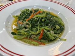 -明本湛江鸡•海鲜小厨(陈家祠店)