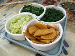 -壹阁胡羊焖饼(特色小吃街店)