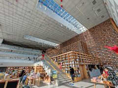 -朵云书院(滴水湖店)