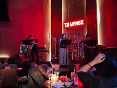 -TZ House音乐现场(来福士中心店)