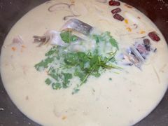 -咕嘟草帽鱼·牛奶一样的鲜鱼汤(包河万达广场创始店)