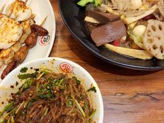 -万记麻辣烫国展总店