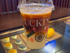 -瑞幸咖啡(江汉路中山大道店)