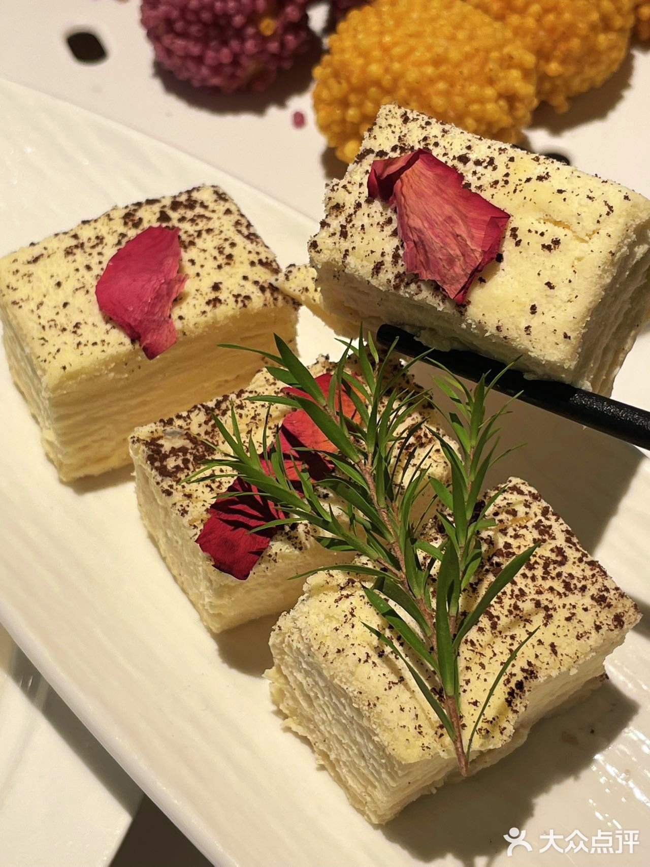 谁懂啊姐妹们！这家新疆菜吃一顿想三天！