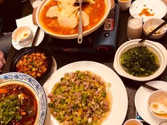 -万重锦·人文川菜馆(骡马市店)