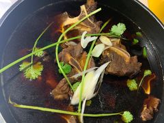 -运气牛自助酱大骨火锅(南京东路店)