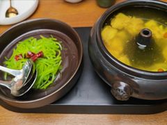 颜气汽锅鸡-云海肴·汽锅鸡·云南代表菜(天山百盛优客店)