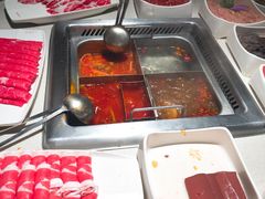 -海底捞火锅鲜切牛肉主题店(长寿路店)