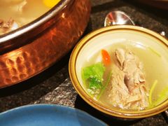 宁夏盐池滩羊手抓肉-丝路金桃·新疆菜(徐汇店)