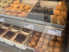 -读酥世家(松江新城地铁站店)