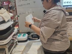 -十八字金银饰·拼豆·开蚌手工体验团建(君太百货店)