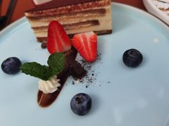 -Golden Lily河内巴黎法越料理餐厅(建国西路店)