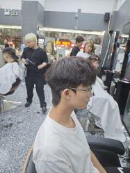 -藤野造型专业烫染接发