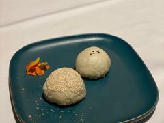 酥皮包拼芝麻饼-炳胜公馆(珠江新城店)