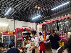 -周良天山牛杂城(天山路总店)