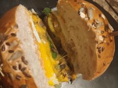 -HIGH FIVE哈福手工汉堡(桂林路店)