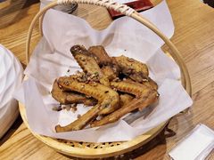 万人迷鸭翅-喜上喜鸡煲翅(吉大店)