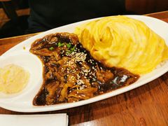 照烧肥牛蛋包饭-玛格萝妮比萨屋(四平店)