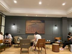 大堂-星巴克臻选(广州沙面店)