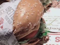 -The Habit Burger Grill 哈比特汉堡(复兴soho店)