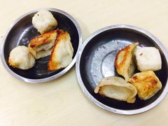 -黄阿姨锅贴大王(万航渡路店)