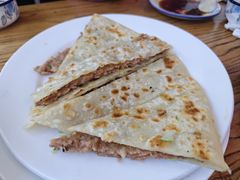 -溢心园香河肉饼总店