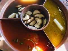 -滇釜火锅·能喝汤的火锅(车公庄店)