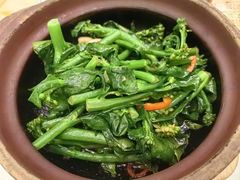 -五谷芳乳鸽王(海景店)