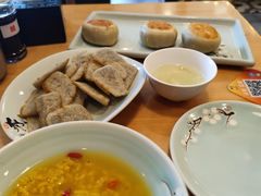 炸灌肠-惠丰门丁肉饼店