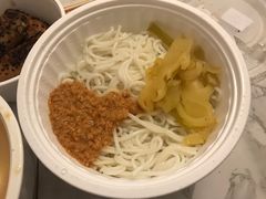 -谭仔三哥米线(屯门时代广场北翼店)