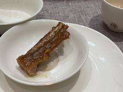 -香港百合居(LCM置汇旭辉广场店)