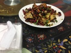 -泸沽肴(泸沽湖大洛水村农村信用社旁店)