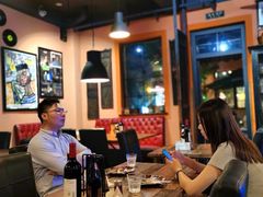 -SISTERS BAR RESTAURANT川意酒馆(嘉善老市H楼店)