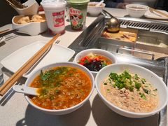 -海底捞火锅鲜切牛肉主题店(长寿路店)